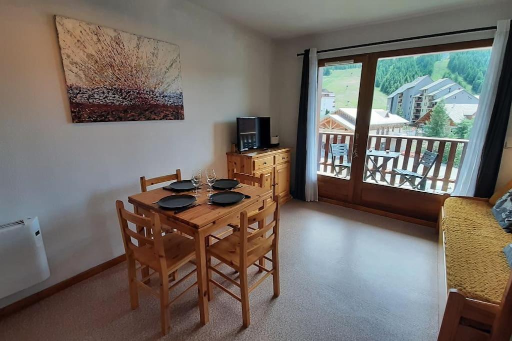 Superbe Appartement La Joue Du Loup Centre, 6 Personnes, Avec Parking Prive Le Devoluy Exterior foto